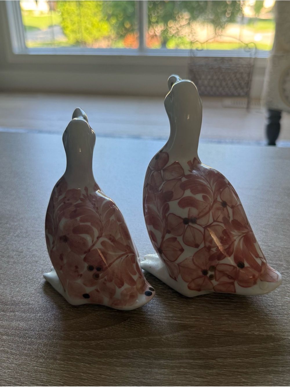 Pair Decorative Ceramic Duck Ceramic Figurines in Rose Pink Floral - Picture 6 of 9